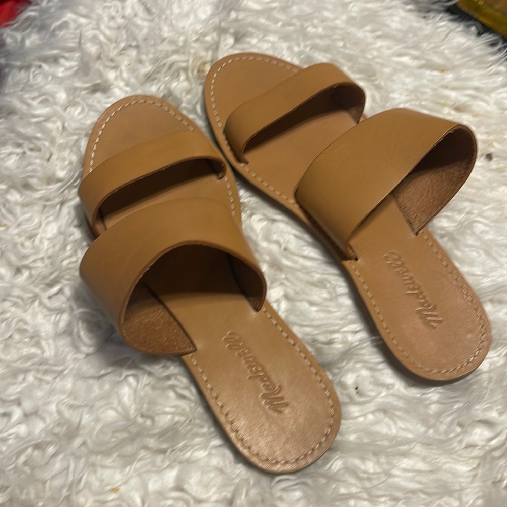 Madewell tan sandals, madewell sandals, Camel colored sandals